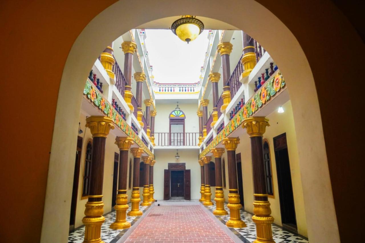 Chettinad Manor Hotel Kānādukāttān Buitenkant foto