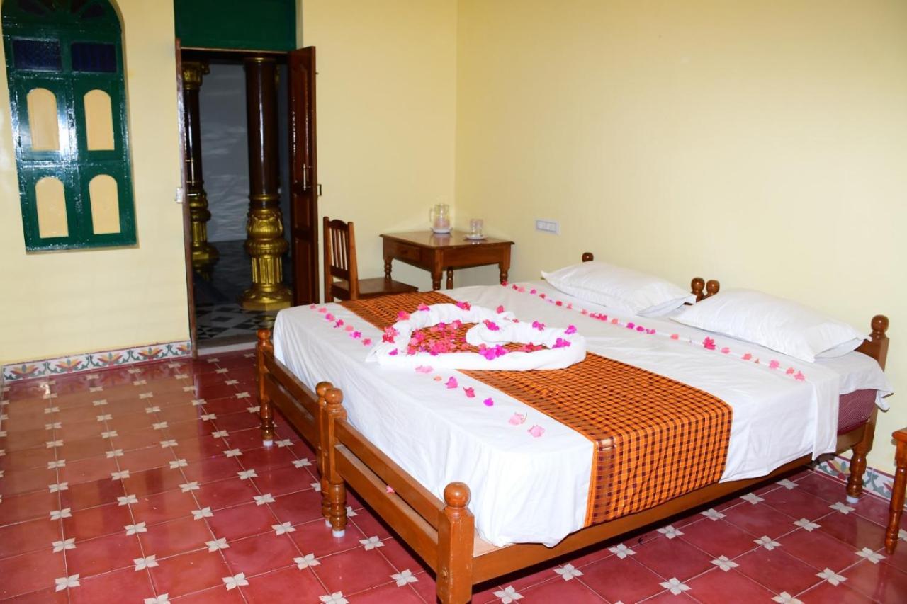 Chettinad Manor Hotel Kānādukāttān Buitenkant foto