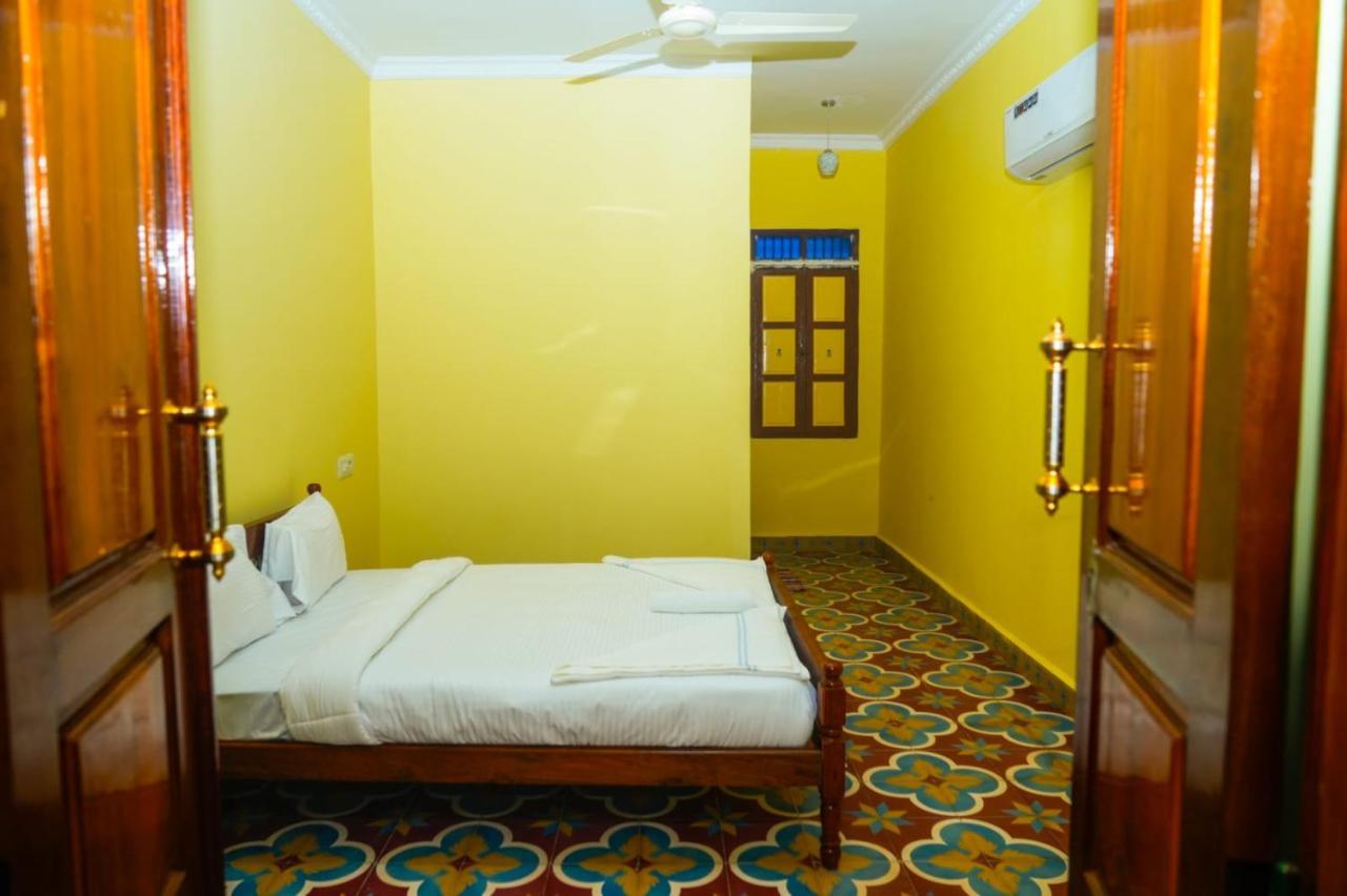 Chettinad Manor Hotel Kānādukāttān Buitenkant foto